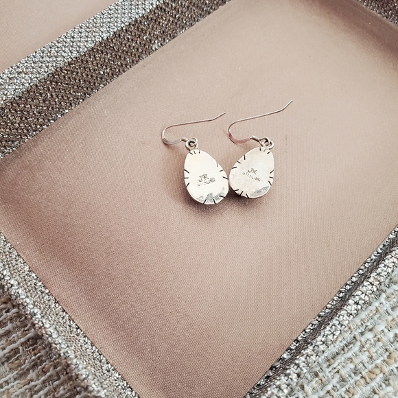 Vintage Native American Inlay Earrings - Picture 6 of 8